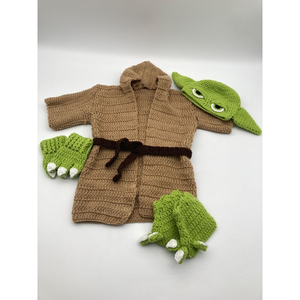 Crochet Baby Yoda Halloween Costume Outfit Set Robe Beanie Gloves Booties 0-6M